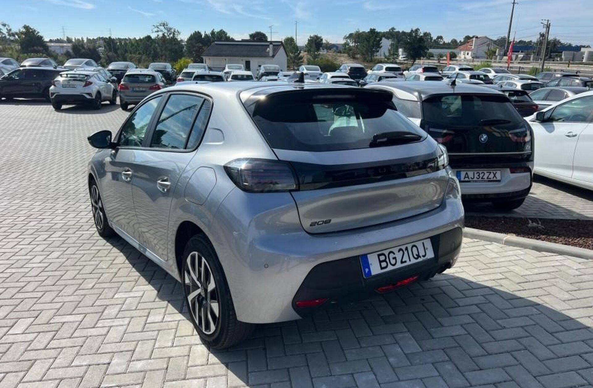 PEUGEOT 208 1.2 PureTech Active