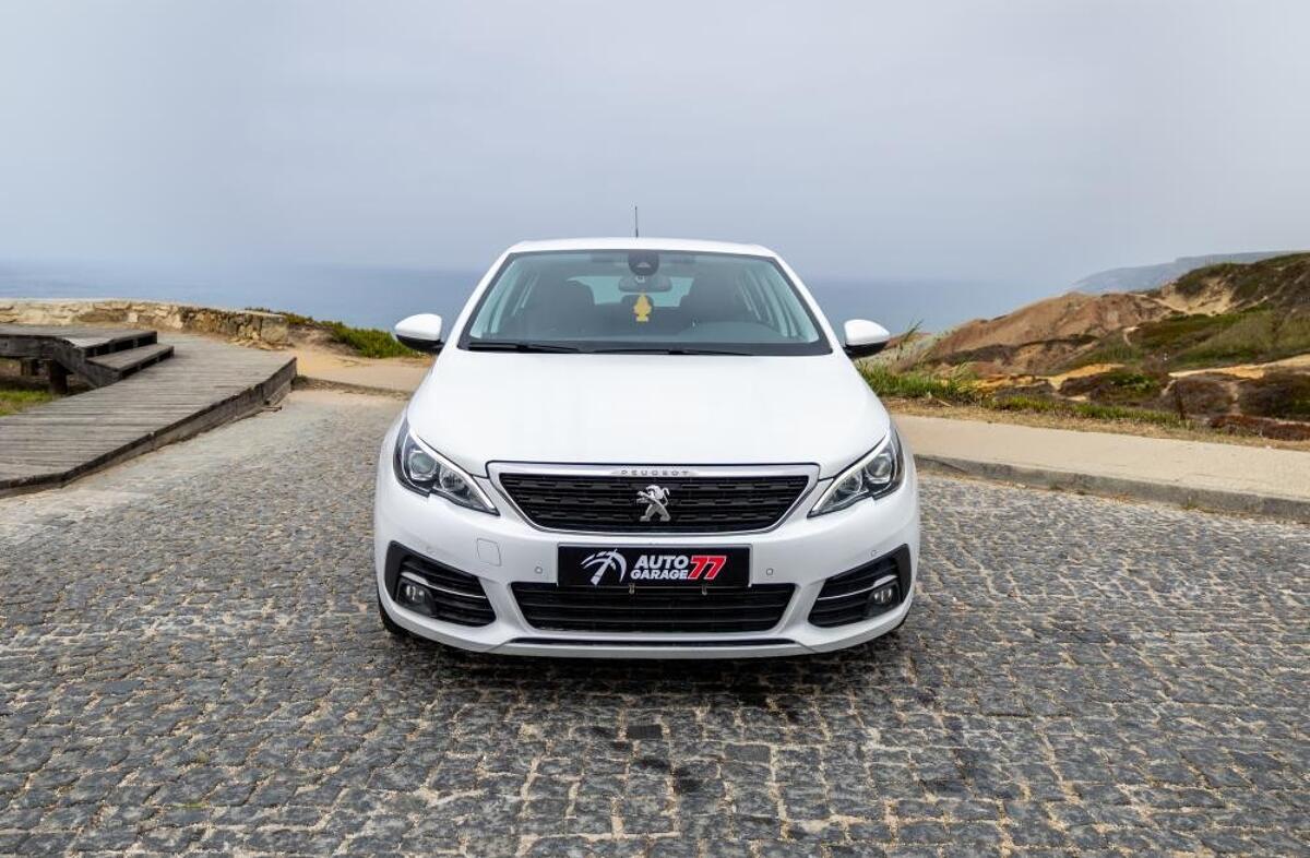 PEUGEOT 308 1.5 BlueHDi Allure
