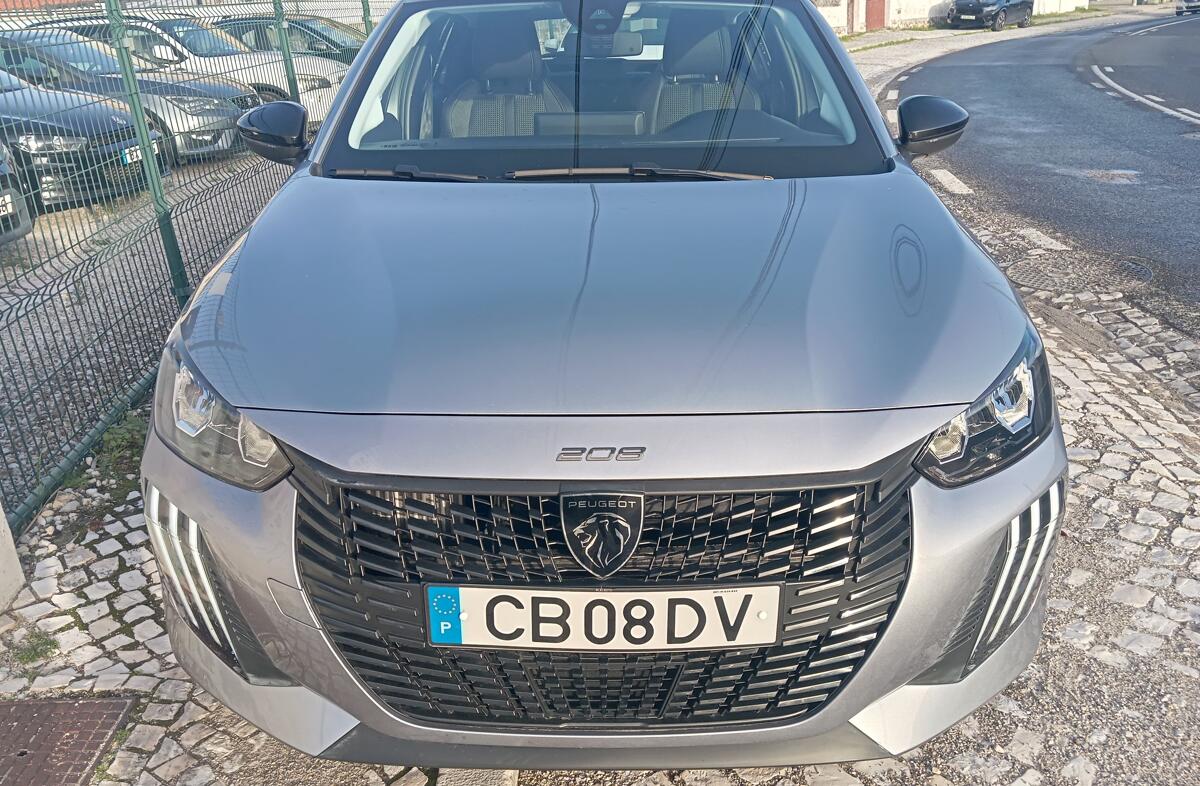 PEUGEOT 208 1.2 PureTech Style