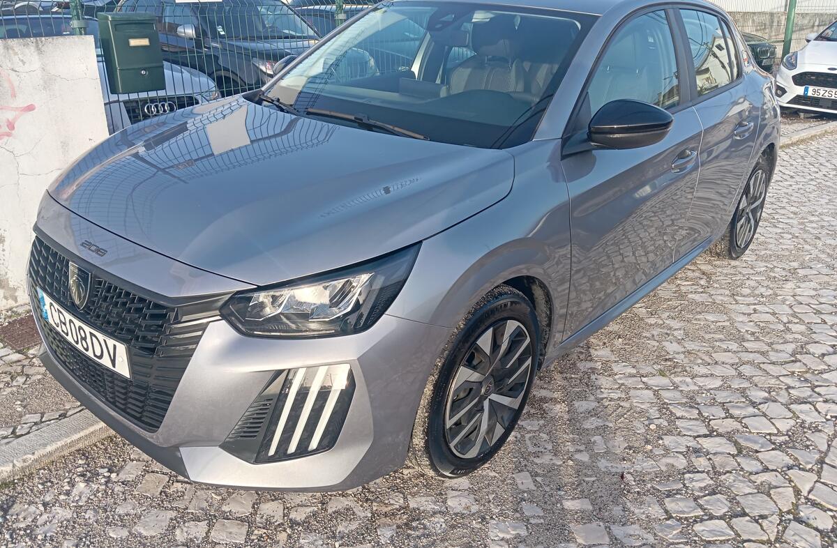 PEUGEOT 208 1.2 PureTech Style