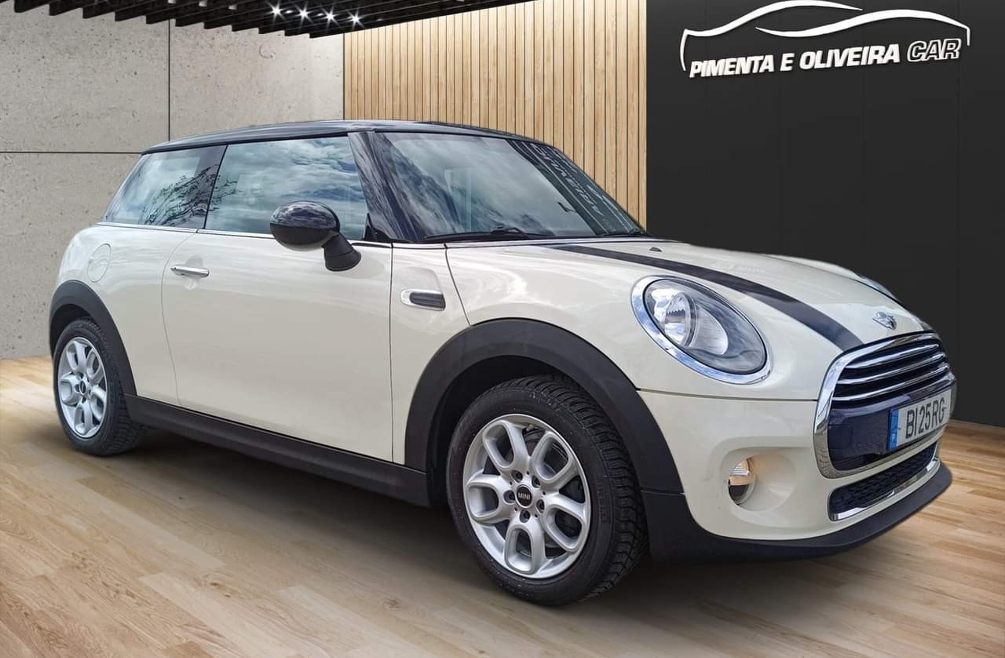 MINI Mini D