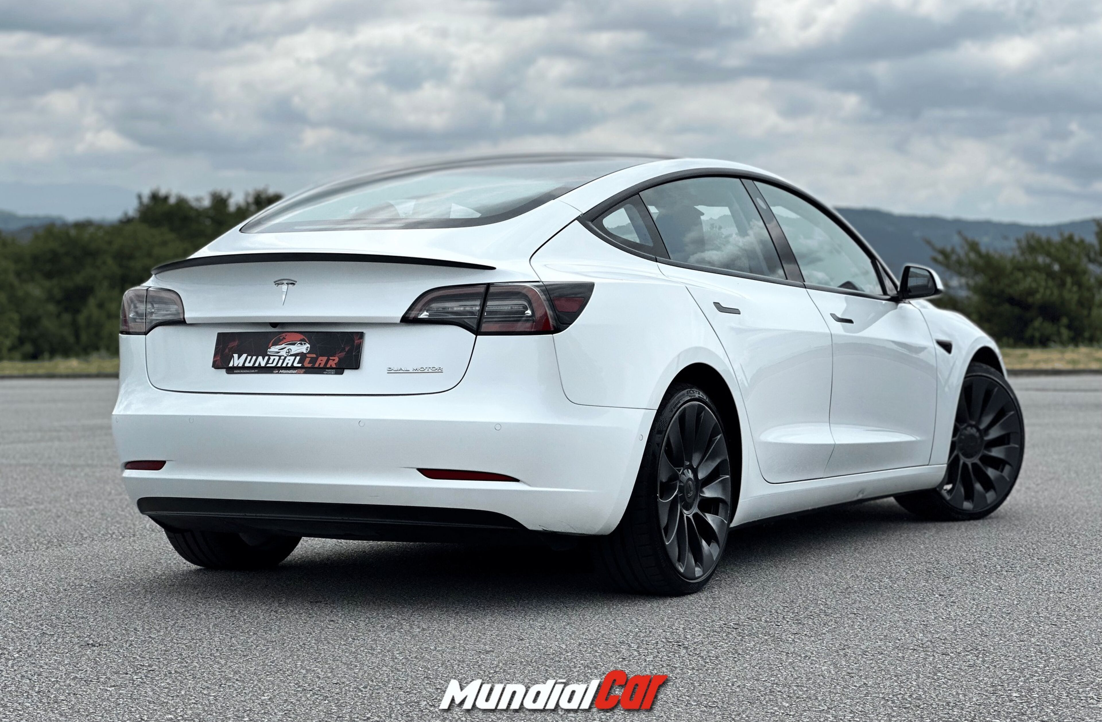 TESLA Model 3 Performance Tração Integral
