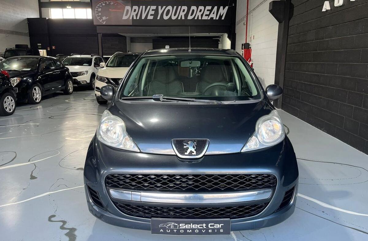 PEUGEOT 107 1.0 Trendy