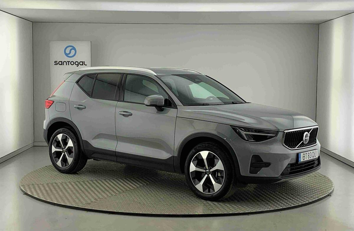 VOLVO XC40 2.0 B3 Core