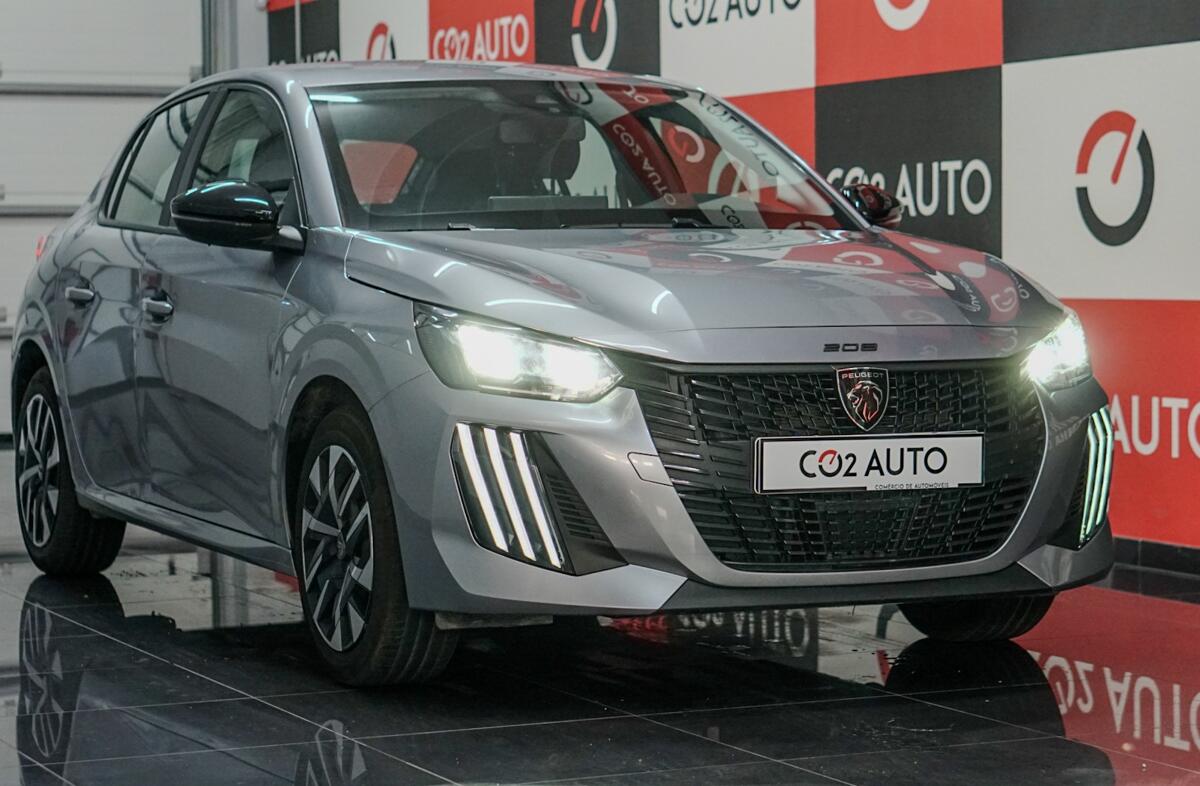 PEUGEOT 208 1.2 PureTech Active