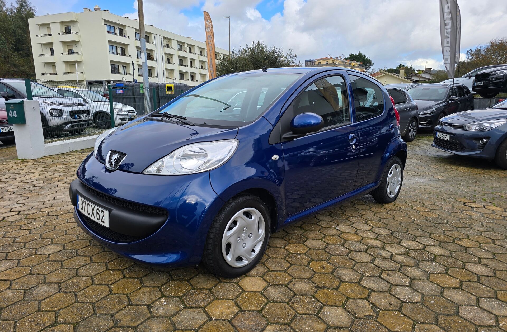 PEUGEOT 107 1.0 Trendy 2 Tronic