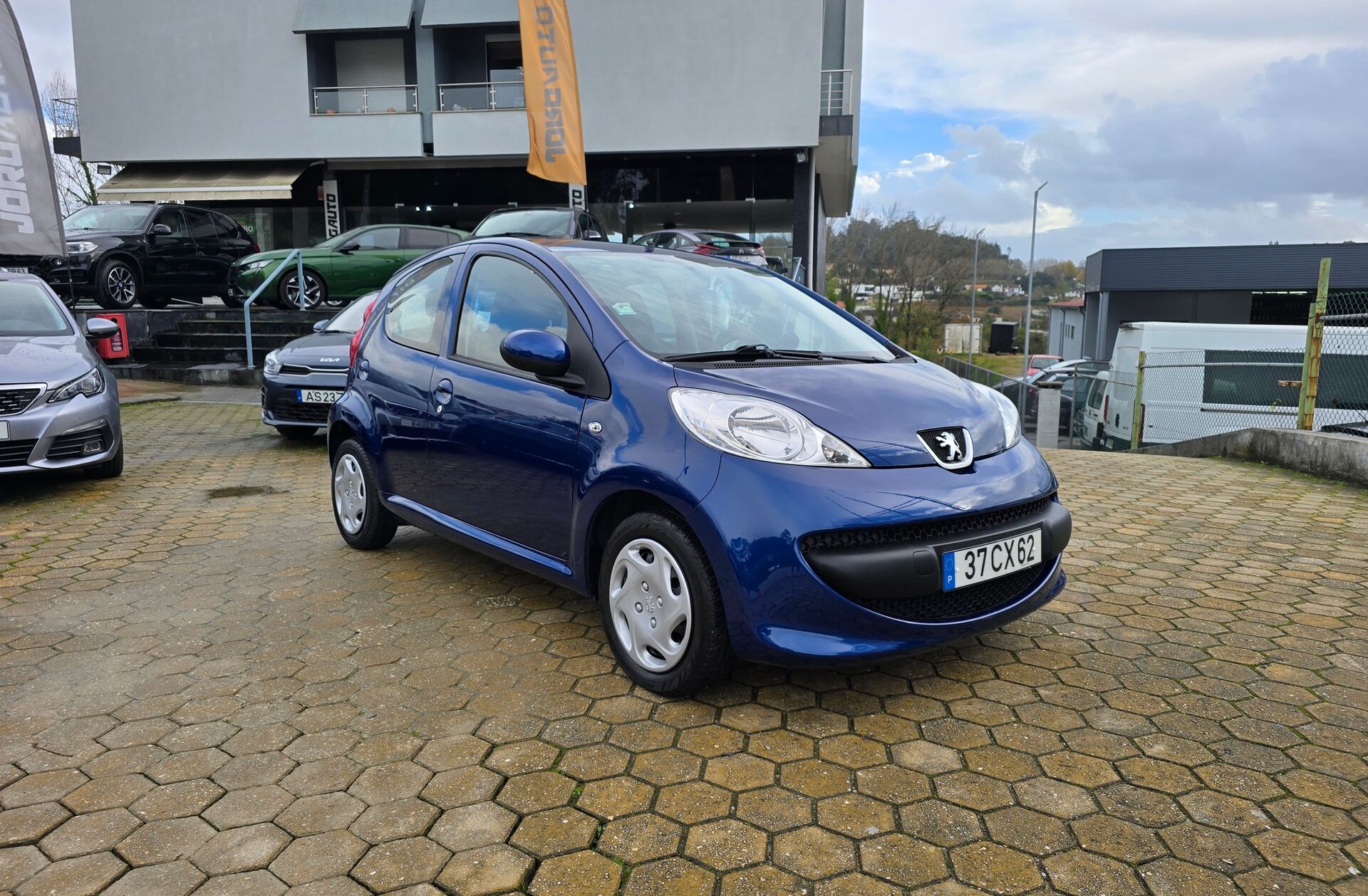 PEUGEOT 107 1.0 Trendy 2 Tronic