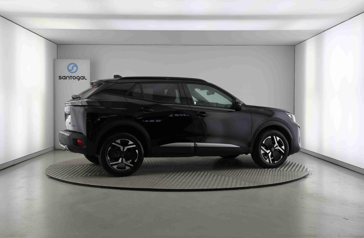 PEUGEOT 2008 1.2 Hybrid GT e-DCS6