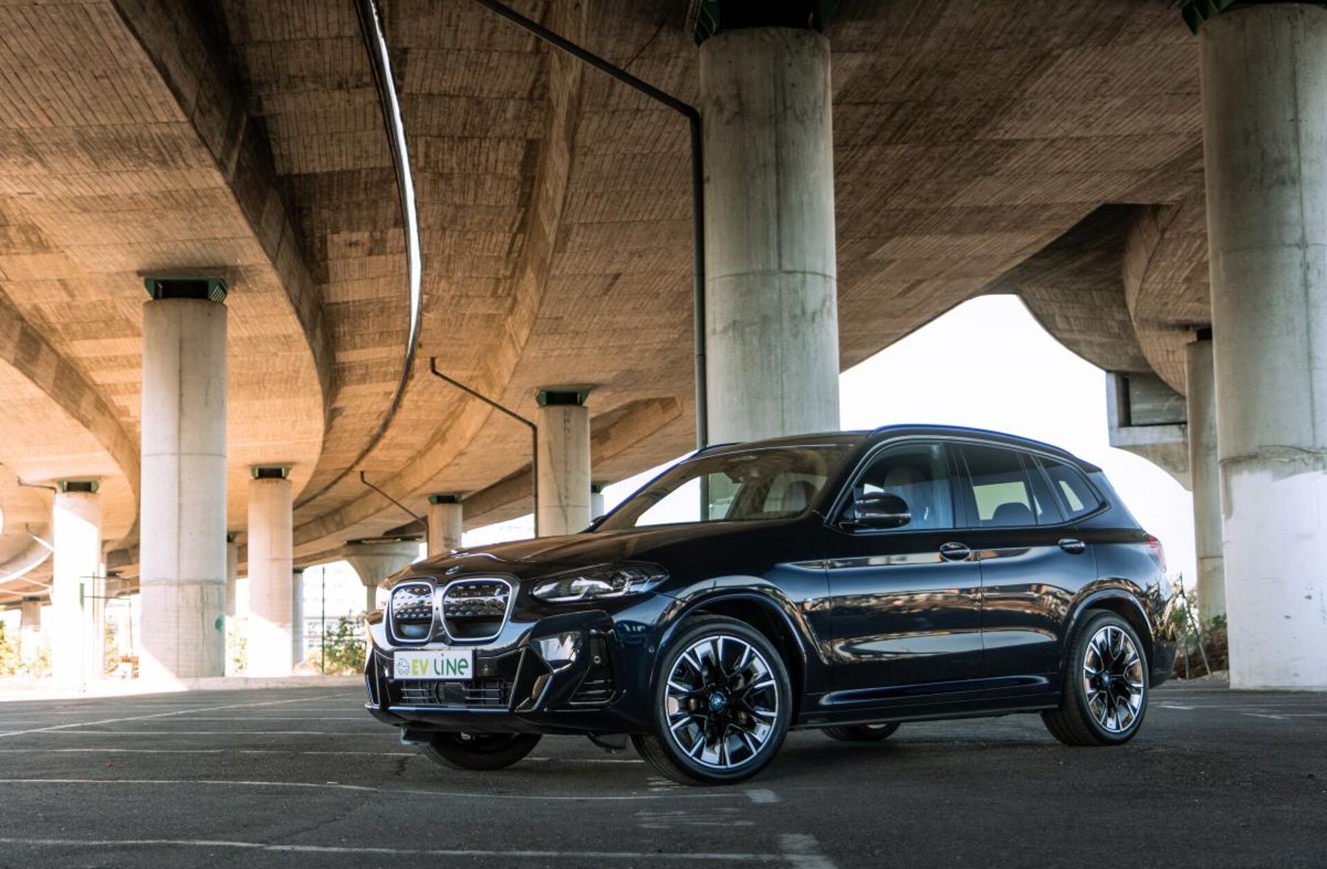 BMW iX3 M Sport Impressive