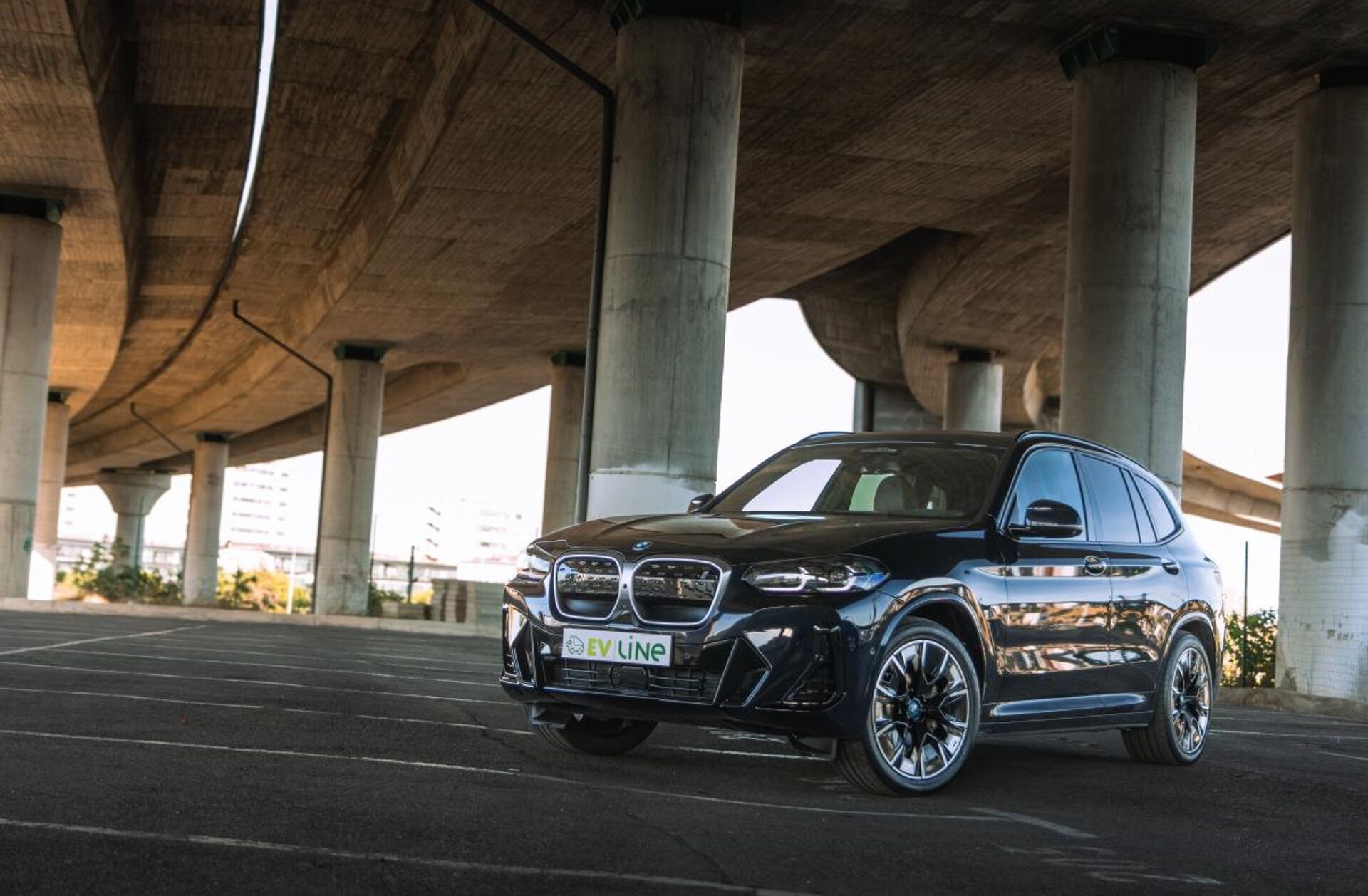 BMW iX3 M Sport Impressive
