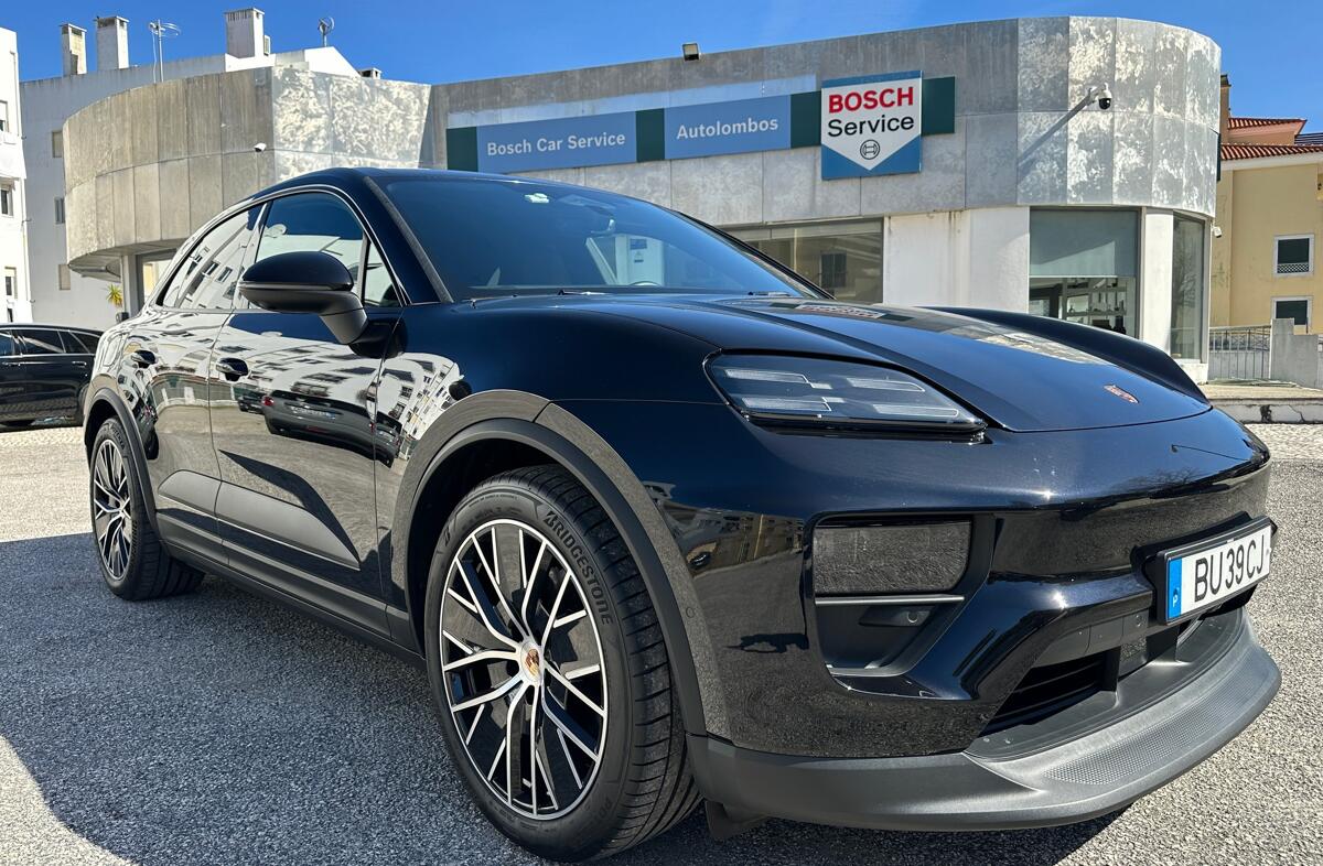 PORSCHE Macan Macan