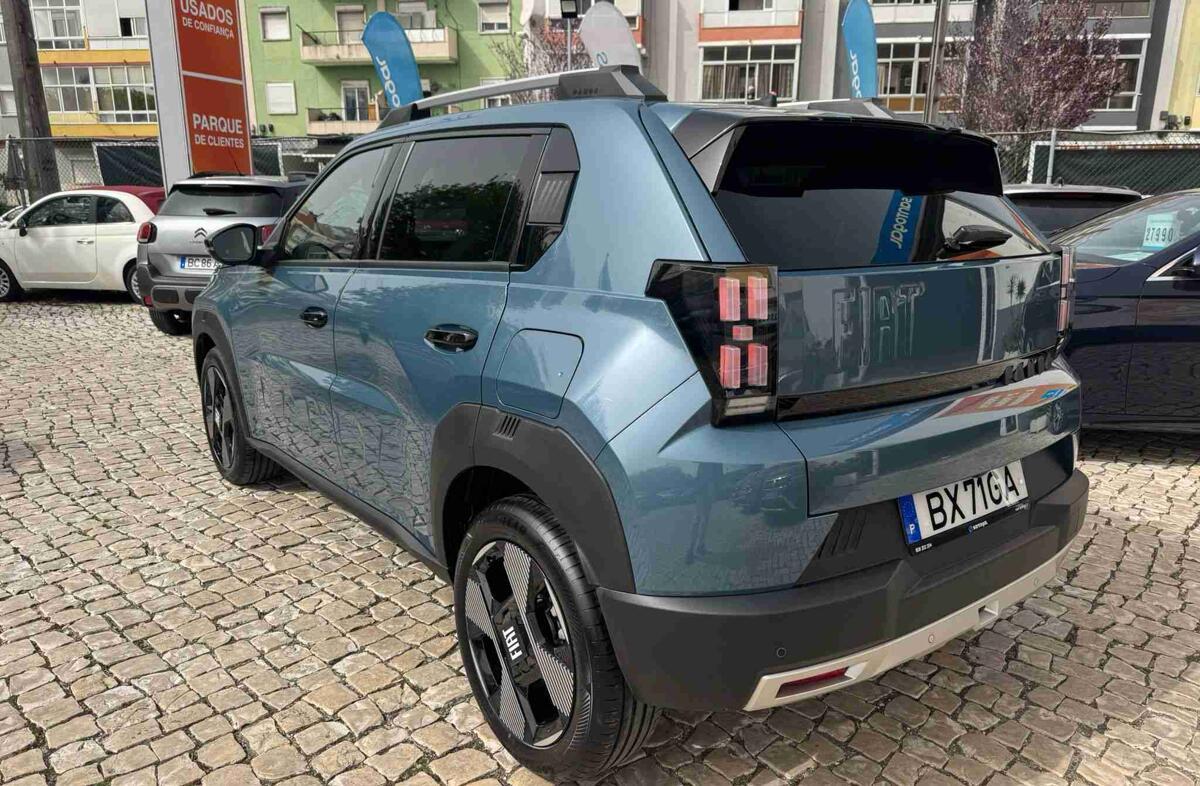 FIAT Grande Panda 1.2 Hybrid La Prima eDCT