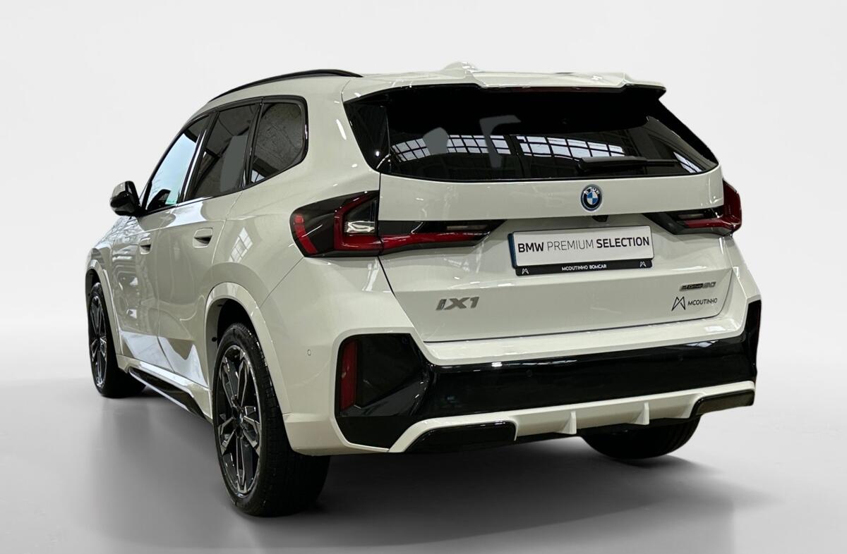 BMW X1 i eDrive20 Pack Desportivo M