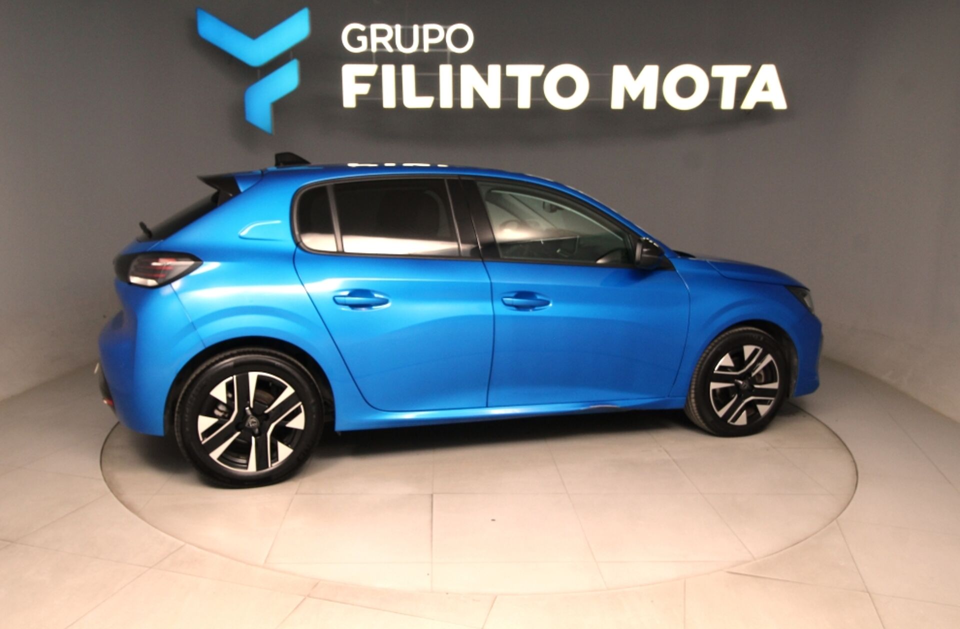 PEUGEOT 208 1.2 PureTech Allure