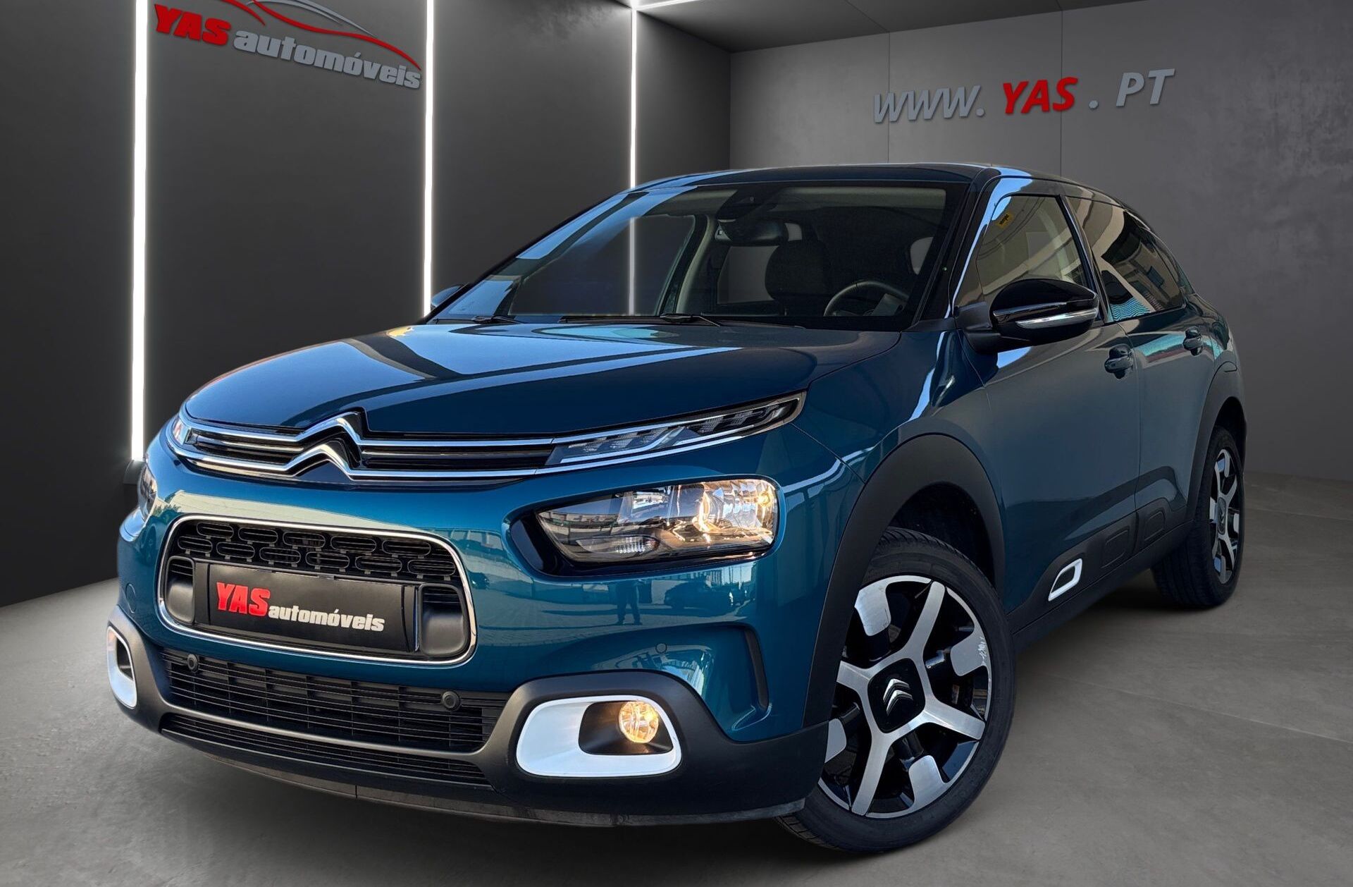 CITROEN C4 Cactus 1.2 PureTech Shine EAT6