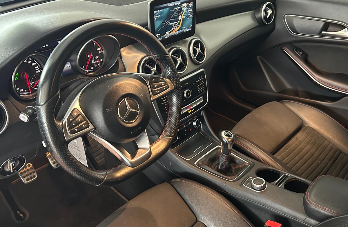 MERCEDES Classe CLA CLA 200 d AMG Line