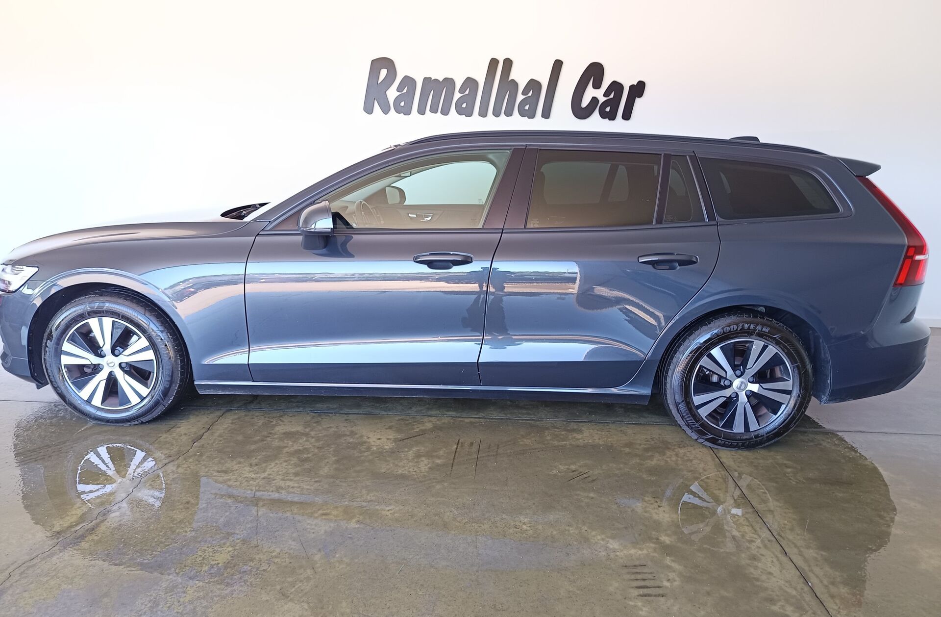 VOLVO V60 2.0 D3 Geartronic