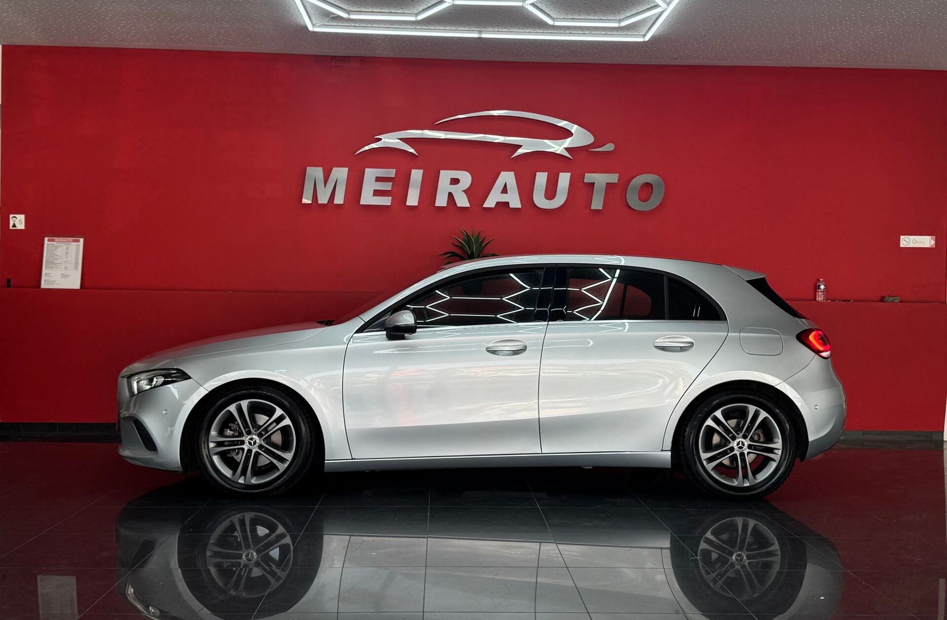 MERCEDES Classe A A 180 d Business Solutions Aut.