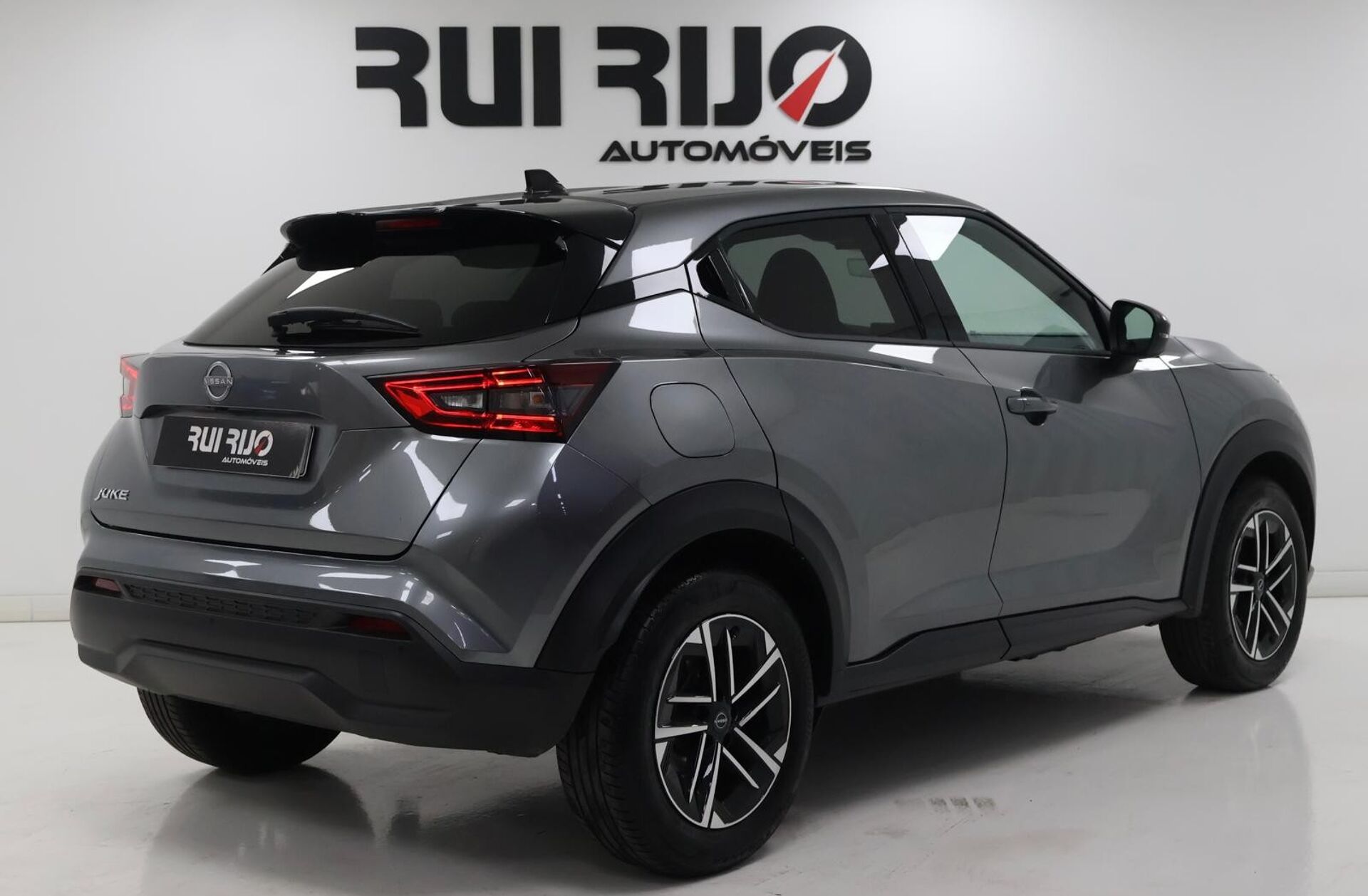 NISSAN Juke 1.0 DIG-T N-Connecta DCT
