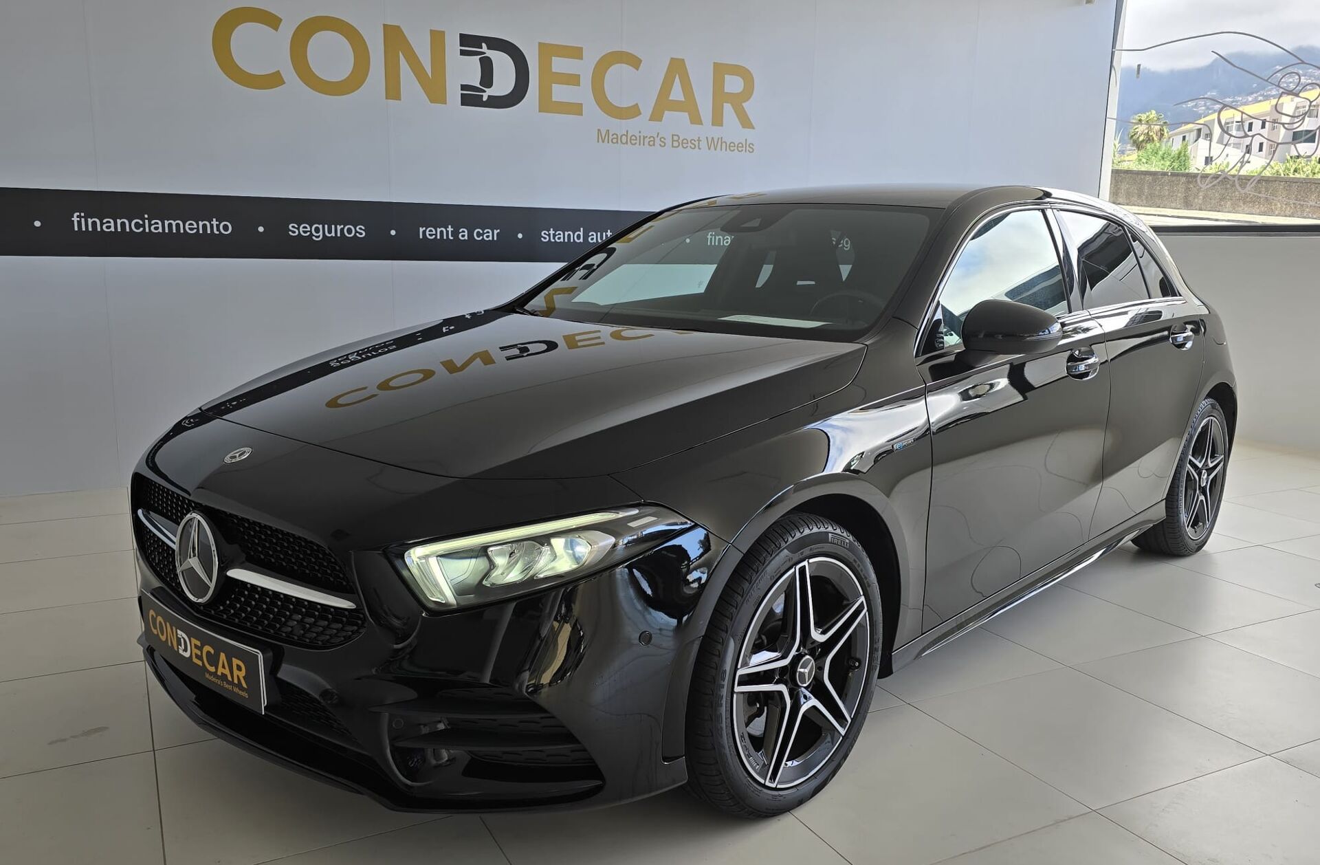 MERCEDES Classe A A 250 e AMG Line