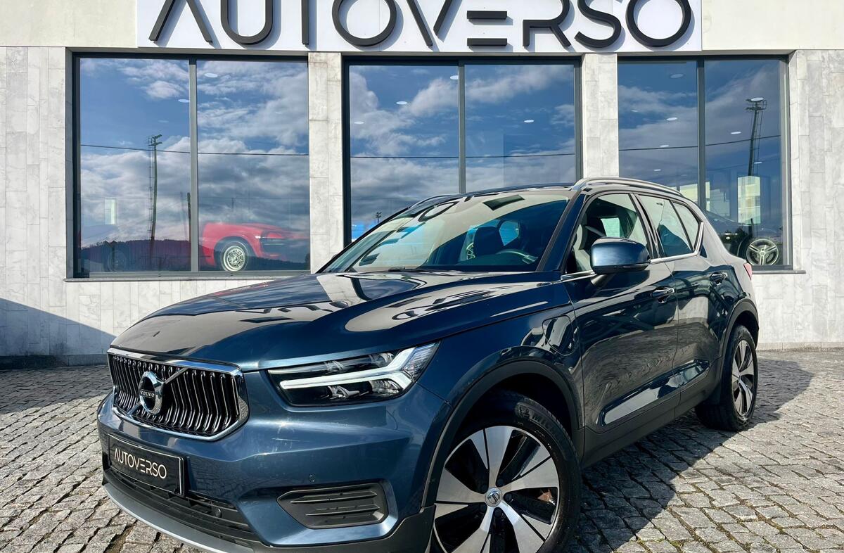 VOLVO XC40 1.5 T4 PHEV Inscription Expression