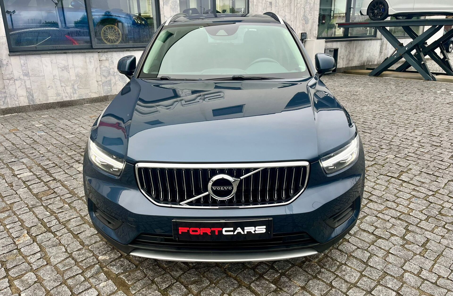 VOLVO XC40 1.5 T4 PHEV Inscription Expression