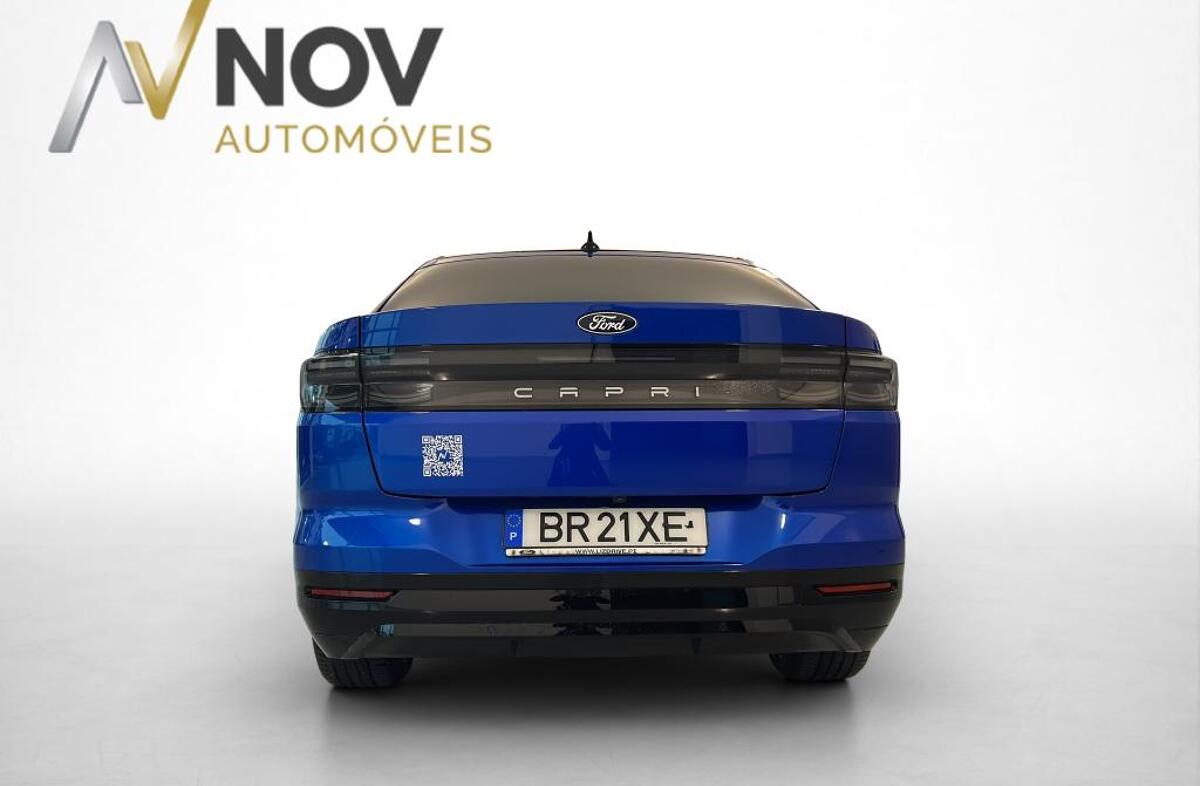 FORD Capri 52 kWh Premium