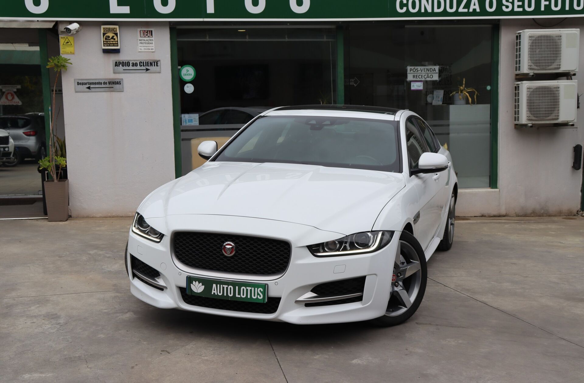JAGUAR XE 2.0 D R-Sport Aut.