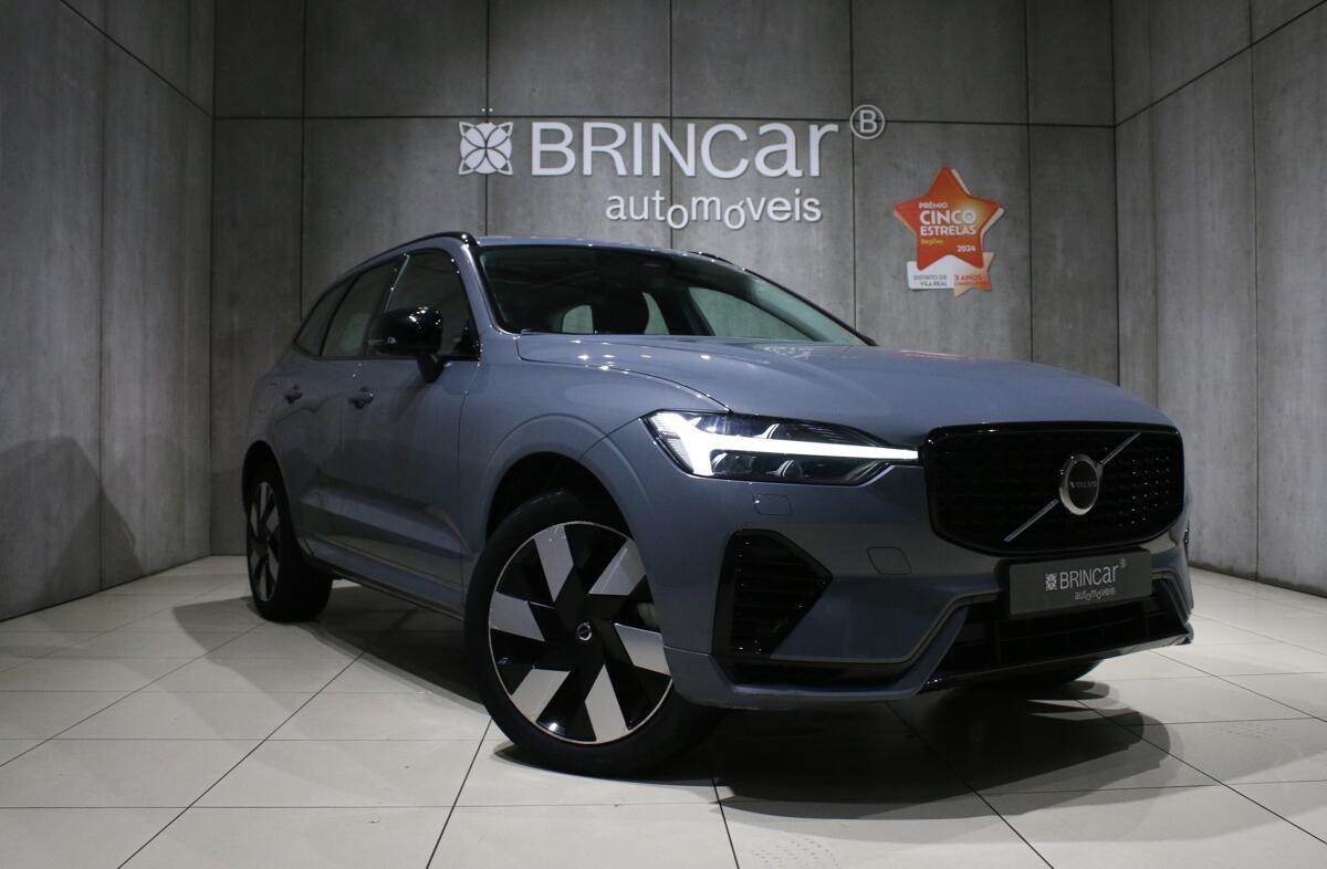 VOLVO XC60 2.0 T6 PHEV Plus Dark AWD