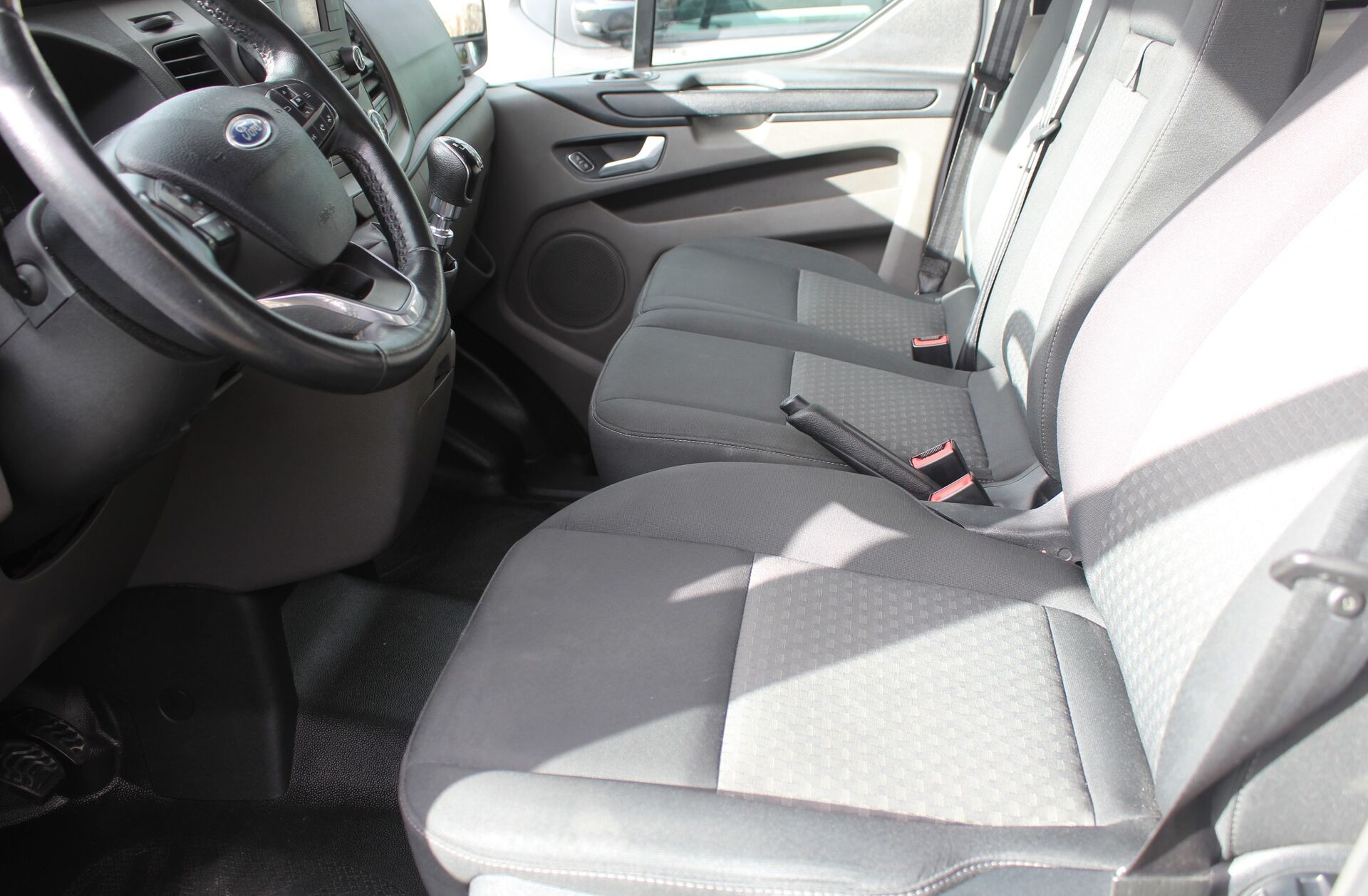 FORD Transit 300L1 2.0 H1-T.B.Trend