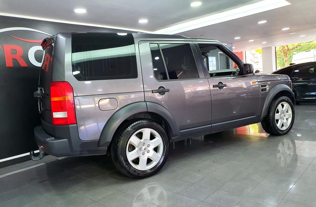 LAND ROVER Discovery 3 2.7 TD V6 SE Auto.