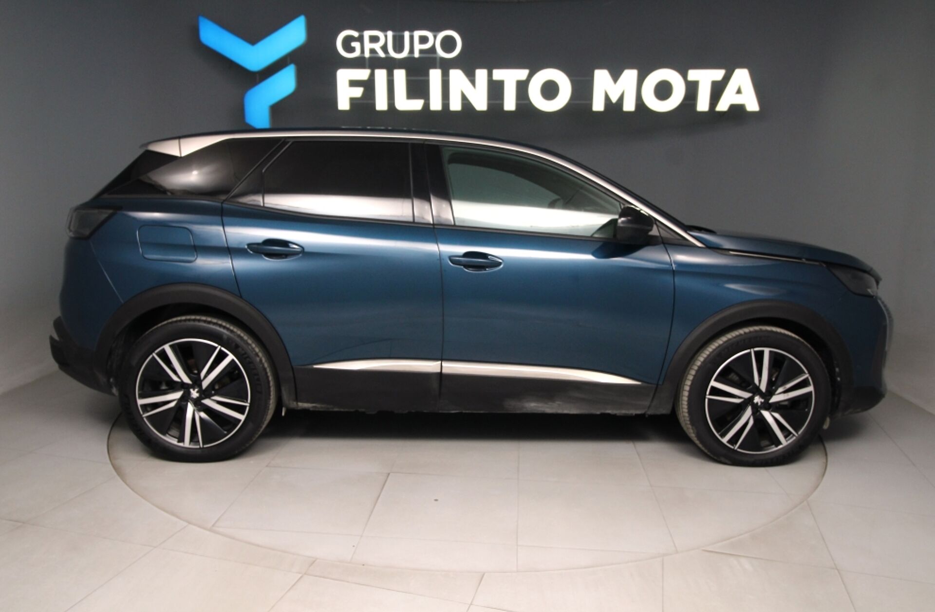 PEUGEOT 3008 1.6 Hybrid Allure Pack e-EAT8