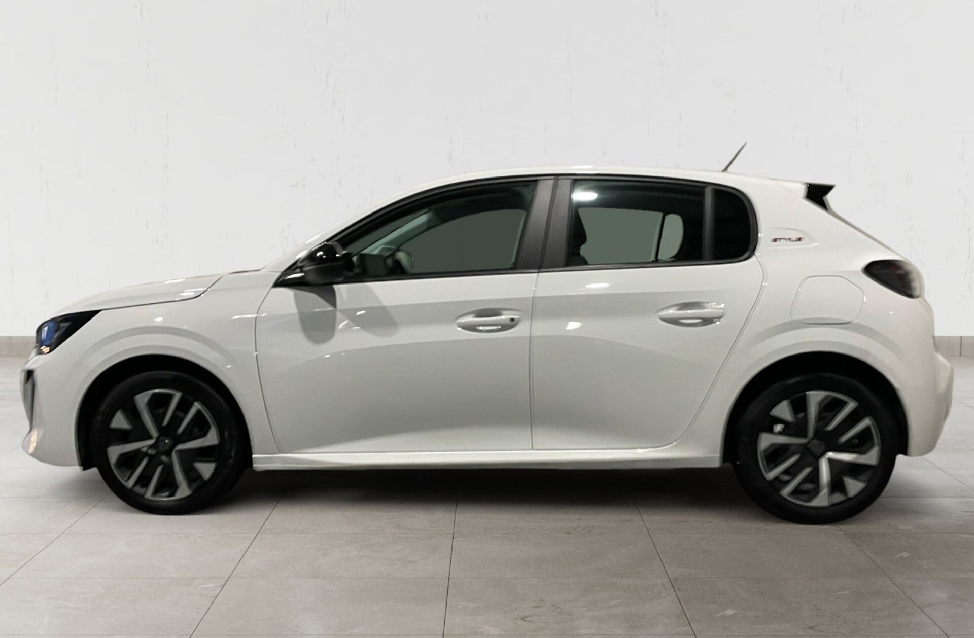 PEUGEOT 208 1.2 PureTech Style