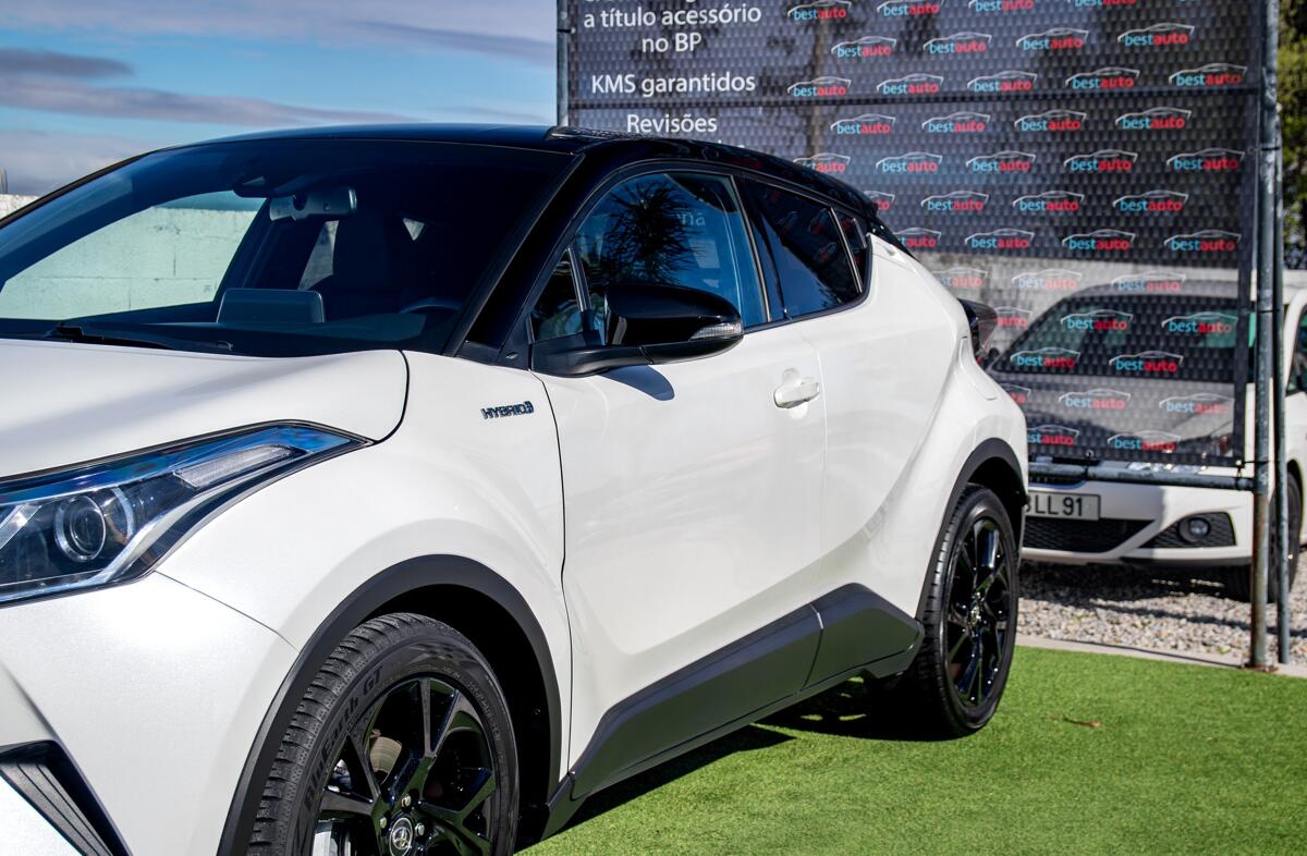 TOYOTA C-HR 1.8 HSD Comfort+P.Style