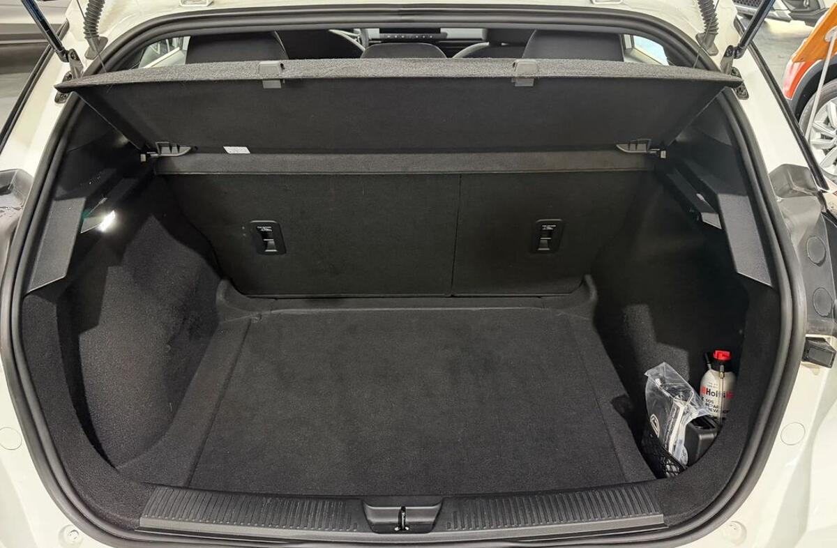 MG MG4 51 kWh Standard