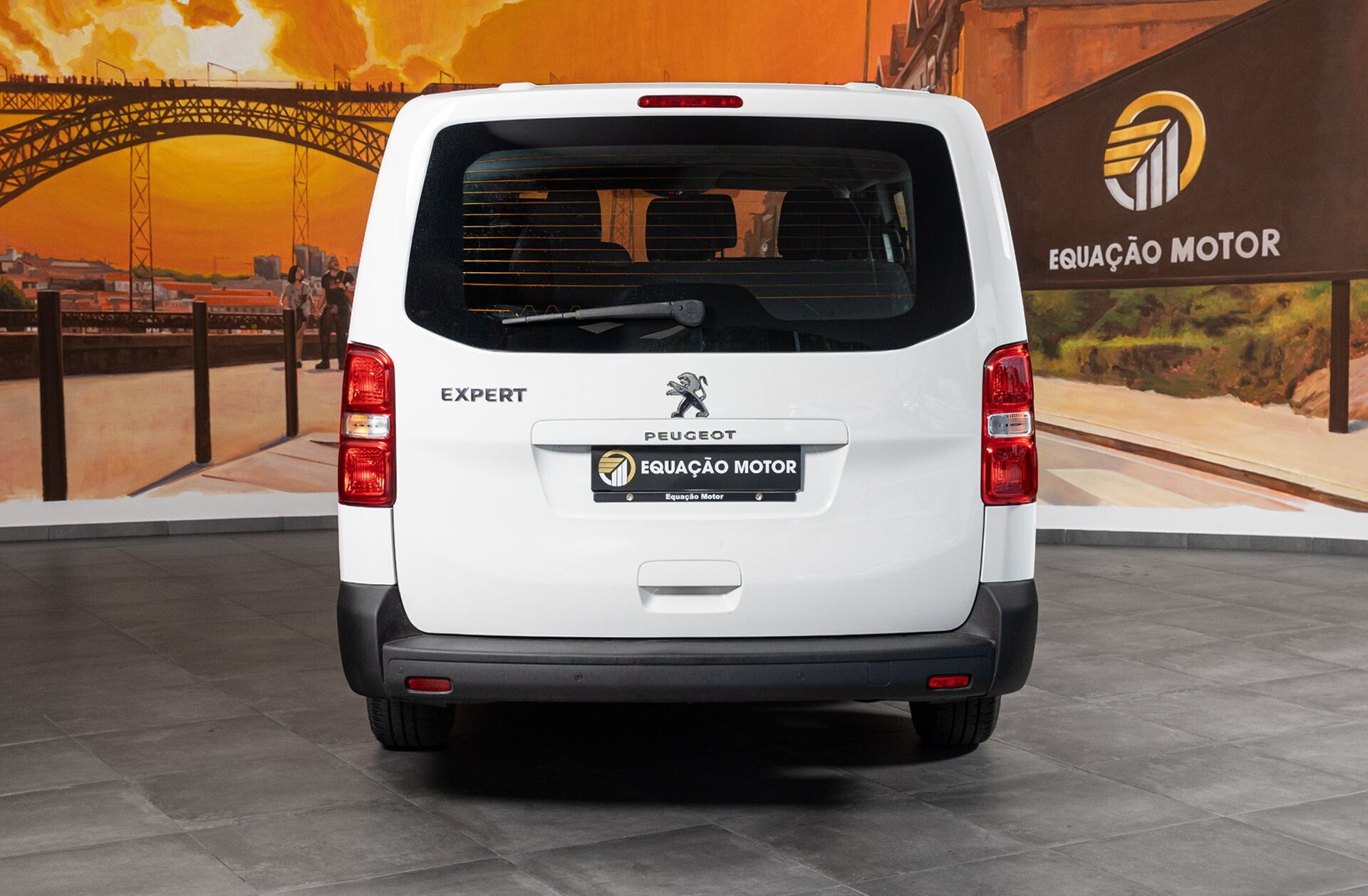 PEUGEOT Traveller 1.5 BlueHDi L3H1 Business Long