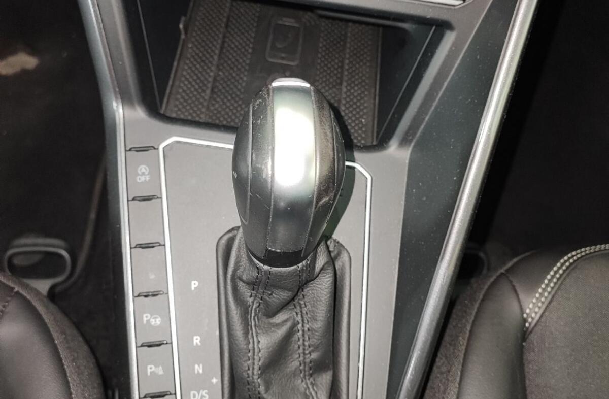 VOLKSWAGEN Polo 1.0 TSI Beats DSG