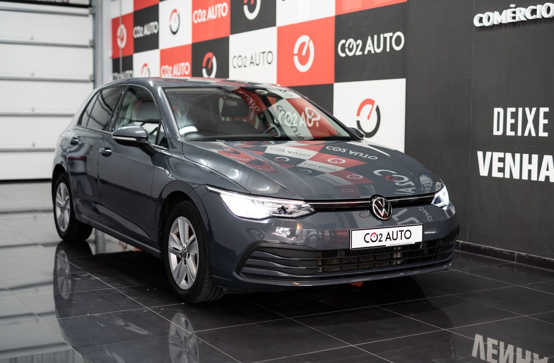 VOLKSWAGEN Golf 1.0 TSI Life