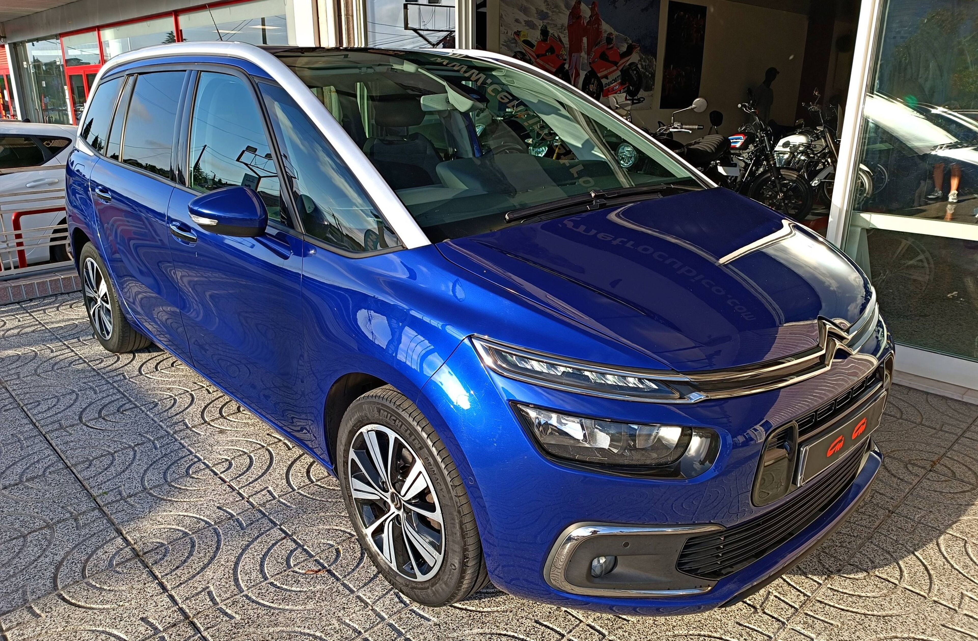 CITROEN C4 1.6 BlueHDi Shine EAT6