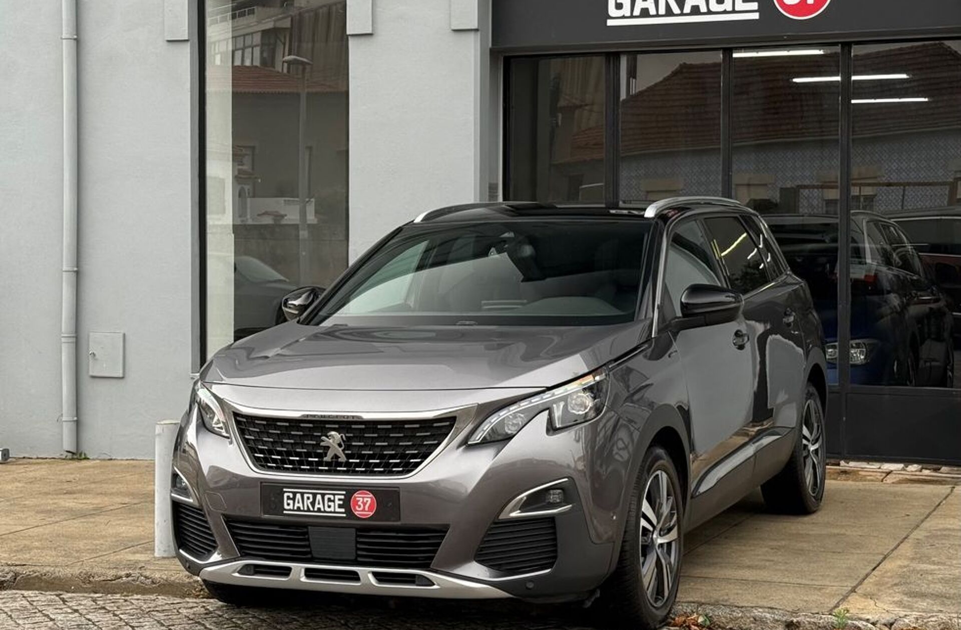 PEUGEOT 5008 1.5 BlueHDi GT Line EAT8