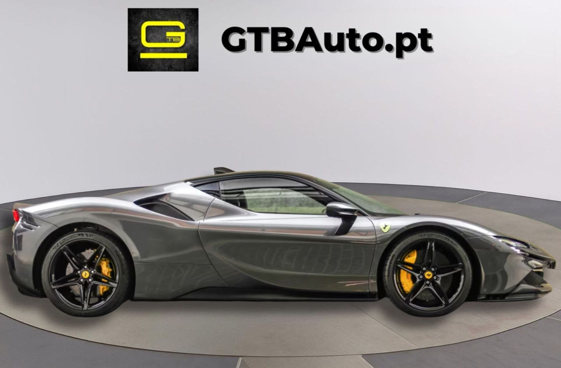 FERRARI SF90 Stradale