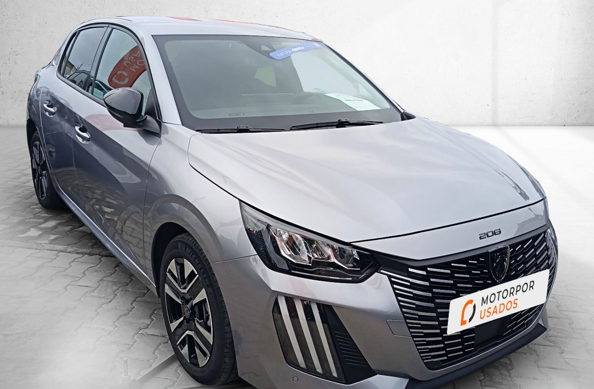 PEUGEOT 208 1.2 Hybrid Allure e-DCS6