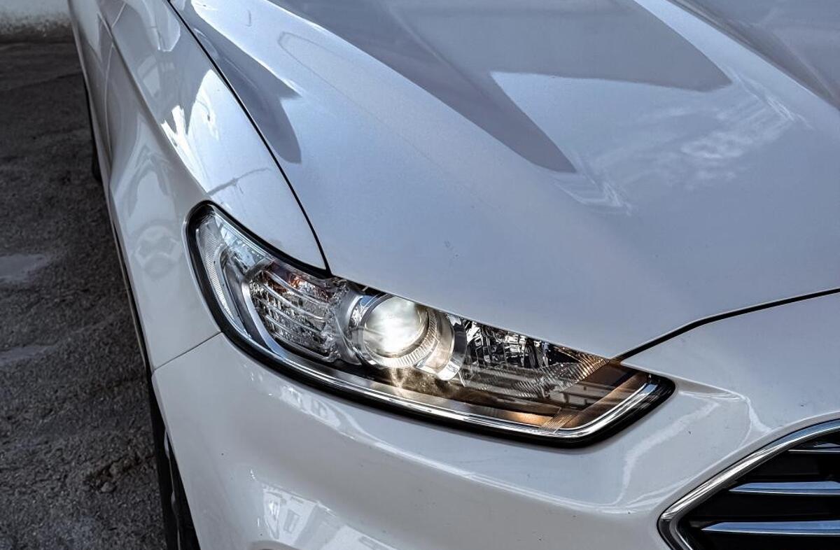 FORD Mondeo 2.0 HEV Titanium