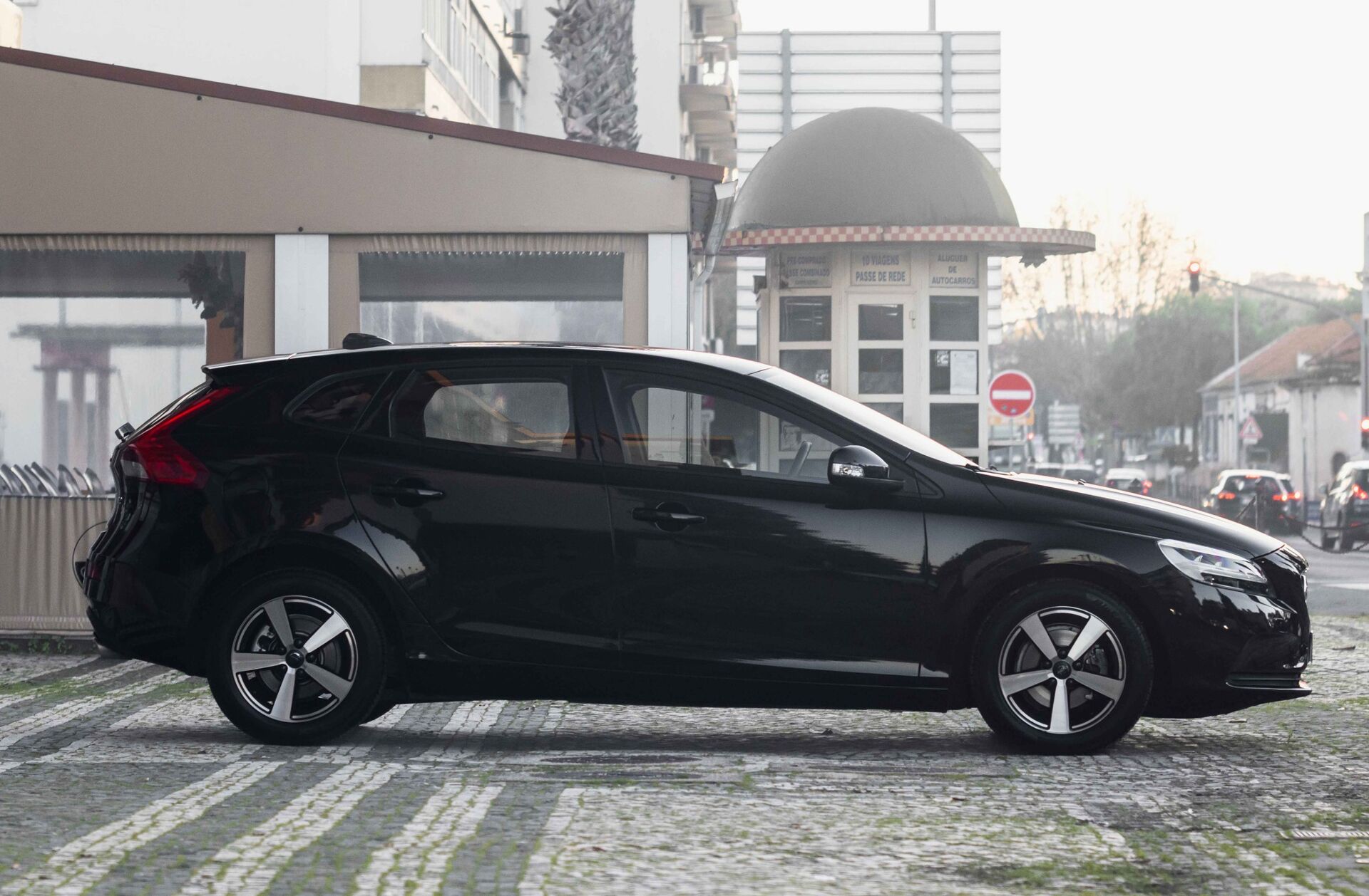 VOLVO V40 2.0 D2 Kinetic