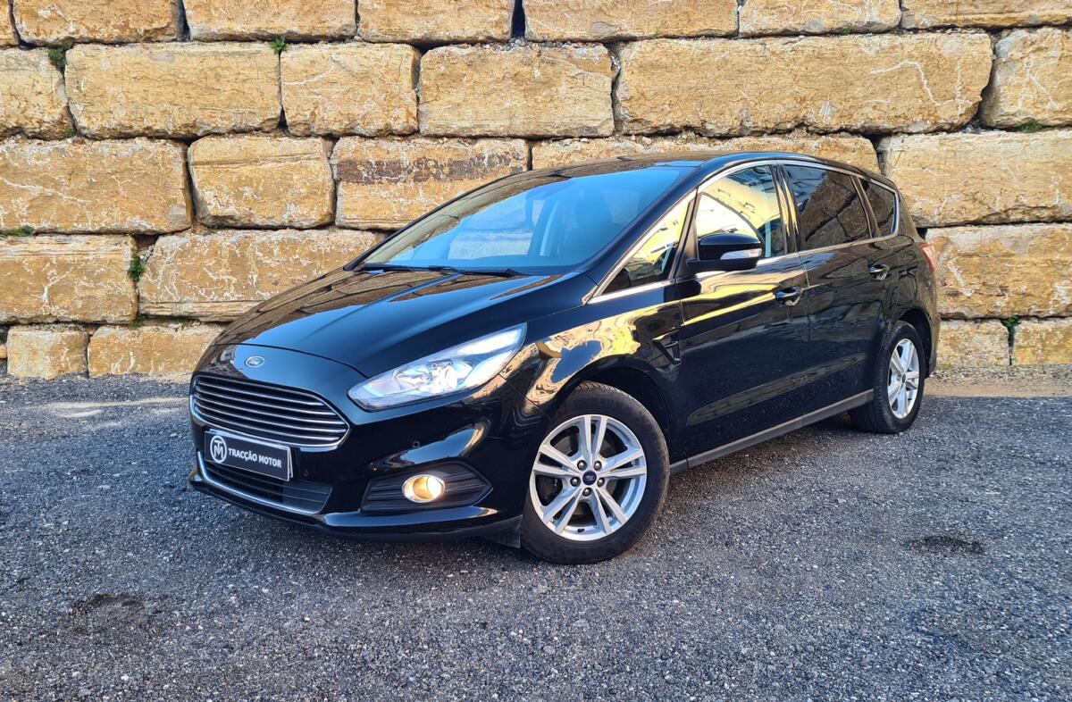 FORD S-MAX 2.0 TDCi Titanium Powershift