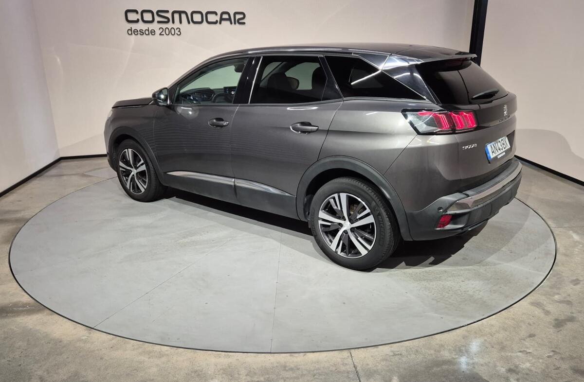 PEUGEOT 3008 1.5 BlueHDi Allure EAT8