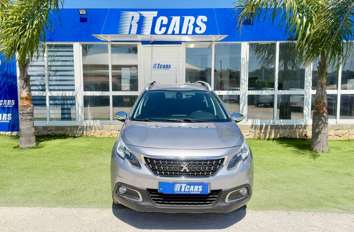 PEUGEOT 2008 1.2 PureTech Style