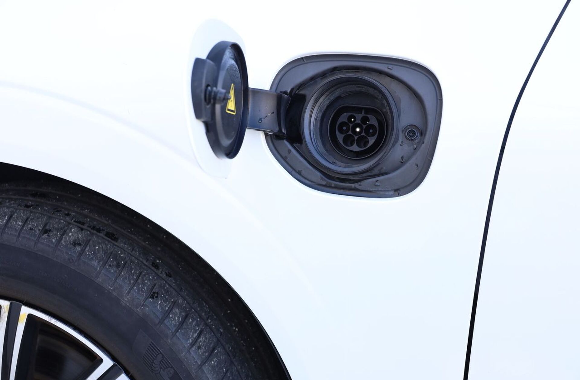 VOLVO XC60 2.0 T8 PHEV Inscription AWD