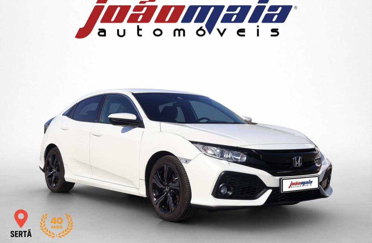 HONDA Civic 1.5 i-VTEC Elegance Navi