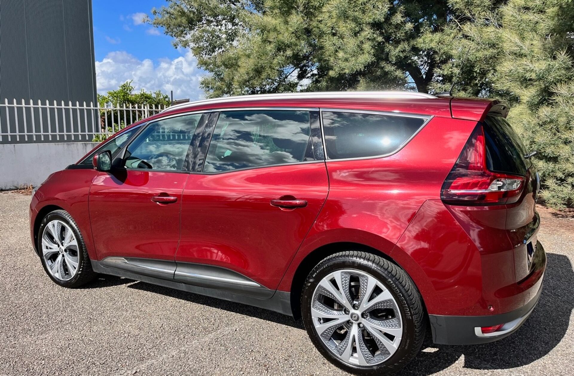 RENAULT Scénic G. 1.5 dCi Intens EDC SS